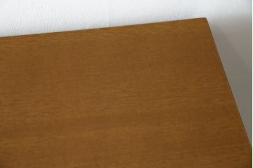 中古　美品　カリモク家具(karimoku)　Chitano(チターノ)　収納力と美しさを兼ね備えたサイドキャビネット(サイドボード、収納棚、戸棚)(R-083223)