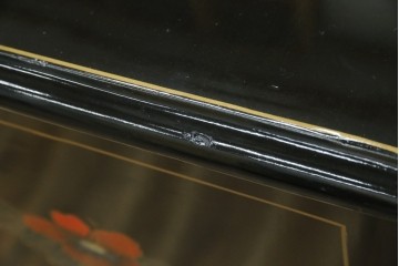 アジアンビンテージ　中国　シノワズリの美しいデザインが空間に華やかなアクセントを加える中国風チェスト　(R-083224)