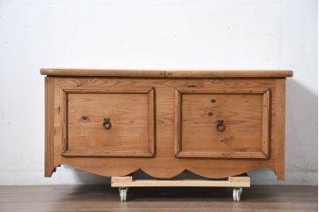 中古　イギリス輸入家具　カントリースタイル　素朴な温かみが感じられるパイン材のスライド式ベンチ収納(ブランケットボックス、コファー、収納箱、ベンチチェスト、英国)(R-083228)