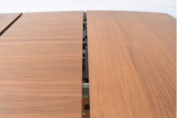 中古　BoConcept(ボーコンセプト)　(Milano)ミラノ　流れるような木目が際立つエクステンションテーブル(4人掛け、6人掛け、ダイニングテーブル、食卓、拡張式テーブル、伸長式テーブル)(定価約30万円)(R-083229)