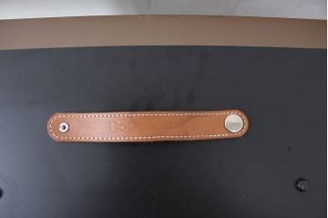 中古　BoConcept(ボーコンセプト)　(Milano)ミラノ　流れるような木目が際立つエクステンションテーブル(4人掛け、6人掛け、ダイニングテーブル、食卓、拡張式テーブル、伸長式テーブル)(定価約30万円)(R-083229)