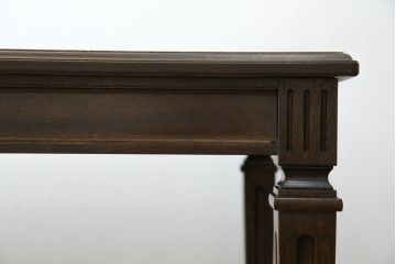 中古　カリモク家具(karimoku)　domani(ドマーニ)　QUEENS LIFE (クイーンズライフ)　ヒッコリーブラウン　落ち着いた色合いと細部に宿る丁寧な作りがお部屋を優雅に演出するダイニングテーブル(食卓、4人掛け、4人用)(定価約32万円)(R-083232)