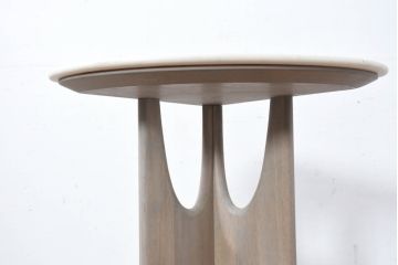 中古　美品　「SOEDA」　作家物のおしゃれなコーナーテーブル(サイン有り、サイドテーブル、花台、飾り台)(R-083233)