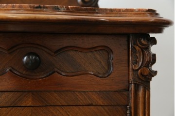 フランスアンティーク　美品!!　天板大理石　ローズウッド材　彫刻と寄木細工(パーケットリー)が織りなす気品漂うサイドキャビネット　(R-083234)