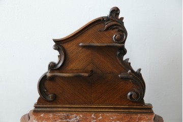 フランスアンティーク　美品!!　天板大理石　ローズウッド材　彫刻と寄木細工(パーケットリー)が織りなす気品漂うサイドキャビネット　(R-083234)