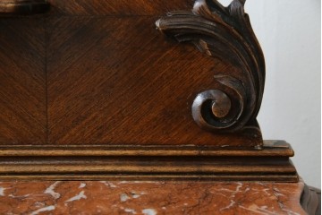 フランスアンティーク　美品!!　天板大理石　ローズウッド材　彫刻と寄木細工(パーケットリー)が織りなす気品漂うサイドキャビネット　(R-083234)