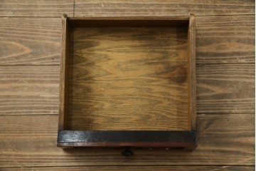 フランスアンティーク　美品!!　天板大理石　ローズウッド材　彫刻と寄木細工(パーケットリー)が織りなす気品漂うサイドキャビネット　(R-083234)