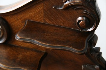 フランスアンティーク　美品!!　天板大理石　ローズウッド材　彫刻と寄木細工(パーケットリー)が織りなす気品漂うサイドキャビネット　(R-083234)