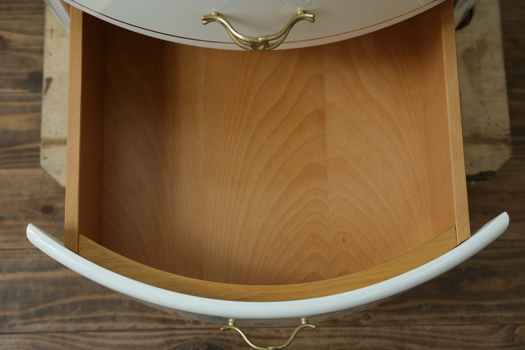 中古　EURO CASA(ユーロカーサ)取り扱い　スペイン　Vidal Grau(ヴィダル・グラウ)　ヨーロピアンな雰囲気が素敵なサイドチェスト　(R-083236)