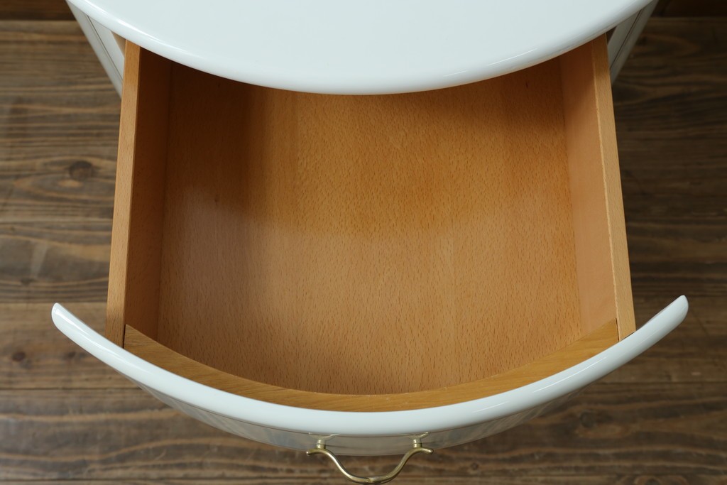 中古　EURO CASA(ユーロカーサ)取り扱い　スペイン　Vidal Grau(ヴィダル・グラウ)　ヨーロピアンな雰囲気が素敵なサイドチェスト　(R-083236)