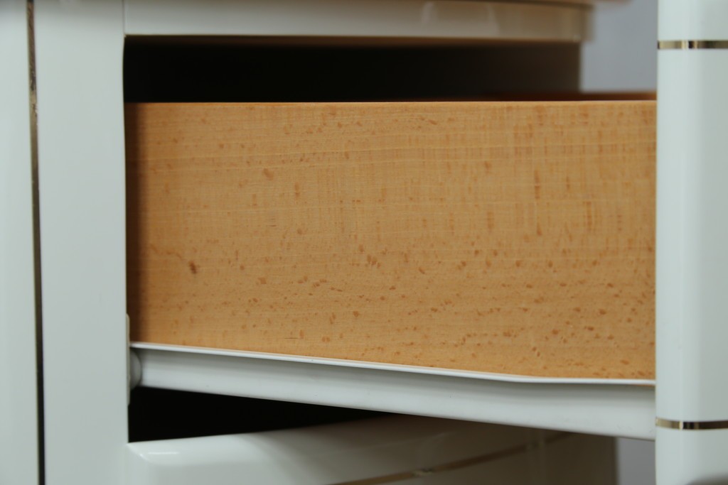 中古　EURO CASA(ユーロカーサ)取り扱い　スペイン　Vidal Grau(ヴィダル・グラウ)　ヨーロピアンな雰囲気が素敵なサイドチェスト　(R-083236)