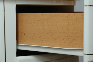 中古　EURO CASA(ユーロカーサ)取り扱い　スペイン　Vidal Grau(ヴィダル・グラウ)　ヨーロピアンな雰囲気が素敵なサイドチェスト　(R-083236)