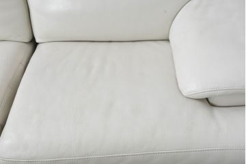 中古　美品　大塚家具取り扱い　L/S 01(エルエス01)コンフォート　ゆったりくつろげる贅沢本革(レザー)の二人掛けソファ(2P、3P、2人掛け、3人掛け、アームソファ)(定価推定43万円)(R-083237)