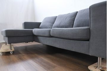 中古　美品　BoConcept(ボーコンセプト)　ゆったりとした座り心地が楽しめる落ち着いた色味のL字型ソファ(3人掛け、2人掛け、3P、2P、カウチソファ、コーナーソファ)(定価推定約40万円)(R-083238)