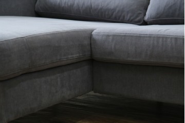 中古　美品　BoConcept(ボーコンセプト)　ゆったりとした座り心地が楽しめる落ち着いた色味のL字型ソファ　定価推定約40万円　(R-083238)