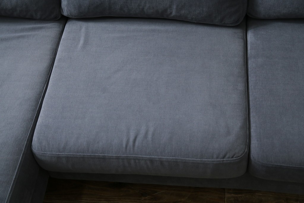 中古　美品　BoConcept(ボーコンセプト)　ゆったりとした座り心地が楽しめる落ち着いた色味のL字型ソファ　定価推定約40万円　(R-083238)