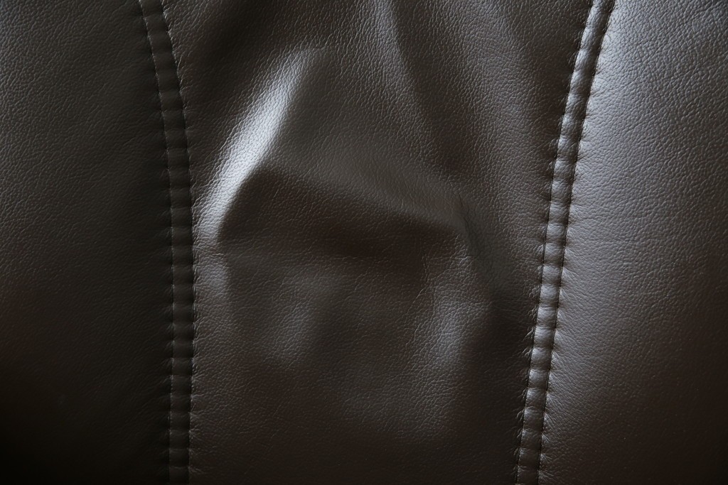 中古　美品　ノルウェー製　EKORNES(エコーネス)　コンサルシリーズ　クラシック　本革製　オットマン付きストレスレスチェア　(R-083241)