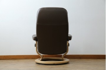 中古　美品　ノルウェー製　EKORNES(エコーネス)　コンサルシリーズ　クラシック　本革製　オットマン付きストレスレスチェア　(R-083241)
