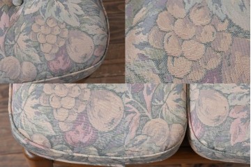 中古　カリモク家具(karimoku)　COLONIAL(コロニアル)シリーズ　クラシカルな佇まいが魅力的な3人掛けソファ　(R-083242)