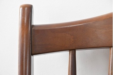 中古　カリモク家具(karimoku)　COLONIAL(コロニアル)シリーズ　クラシカルな佇まいが魅力的な3人掛けソファ　(R-083242)