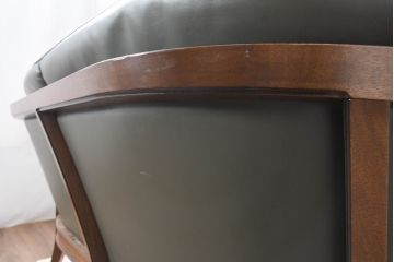 中古　美品!!　maruni(マルニ木工)　地中海ロイヤルシリーズ(ROYAL)　シャルル　本革　クラシカルな雰囲気を持ち洗練されたデザインが魅力のラブシート(レザー、2人掛け、二人掛け、2Pソファ、モスグリーン)(定価約78万円)(R-083243)