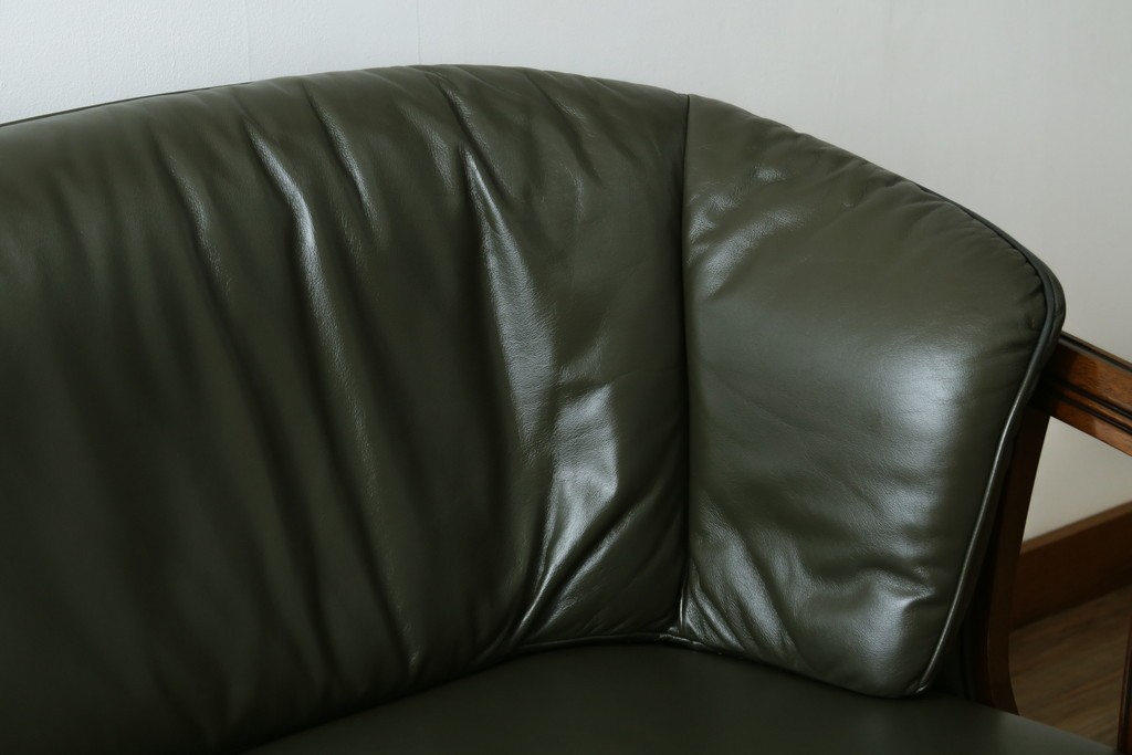 中古　美品!!　maruni(マルニ木工)　地中海ロイヤルシリーズ(ROYAL)　シャルル　本革　クラシカルな雰囲気を持ち洗練されたデザインが魅力のラブシート　定価約78万円　(R-083243)