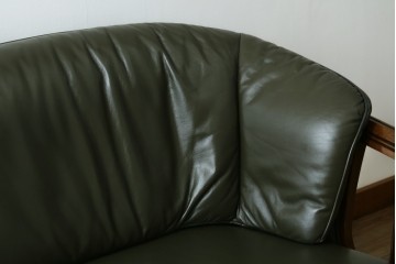 中古　美品!!　maruni(マルニ木工)　地中海ロイヤルシリーズ(ROYAL)　シャルル　本革　クラシカルな雰囲気を持ち洗練されたデザインが魅力のラブシート　定価約78万円　(R-083243)