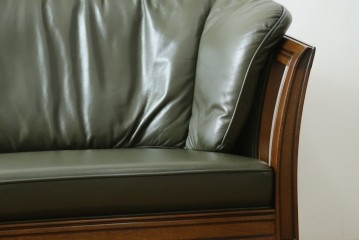 中古　美品!!　maruni(マルニ木工)　地中海ロイヤルシリーズ(ROYAL)　シャルル　本革　クラシカルな雰囲気を持ち洗練されたデザインが魅力のラブシート　定価約78万円　(R-083243)