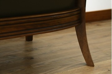 中古　美品!!　maruni(マルニ木工)　地中海ロイヤルシリーズ(ROYAL)　シャルル　本革　クラシカルな雰囲気を持ち洗練されたデザインが魅力のラブシート　定価約78万円　(R-083243)
