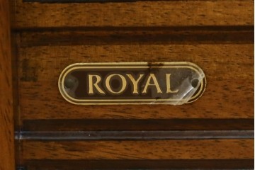 中古　美品!!　maruni(マルニ木工)　地中海ロイヤルシリーズ(ROYAL)　シャルル　本革　クラシカルな雰囲気を持ち洗練されたデザインが魅力のラブシート　定価約78万円　(R-083243)