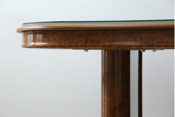 中古　美品　イタリア輸入家具　ガラス天板付き　ウォールナット材　艶のある質感が高級感と上品さを演出するオーバルダイニングテーブル　(R-083246)