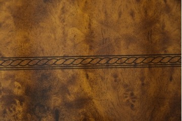 中古　美品　イタリア輸入家具　ガラス天板付き　ウォールナット材　艶のある質感が高級感と上品さを演出するオーバルダイニングテーブル　(R-083246)