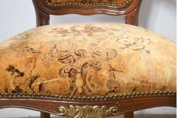 中古　美品　高級輸入家具エクセレンテ取り扱い　ウォールナットXゴールド　バロッコ(バロック)　繊細な彫刻が施された装飾が優雅な雰囲気を醸し出すアームチェア(サロンチェア、椅子、イス、バラ売り可能)(定価4脚で約49万円)(R-083247)