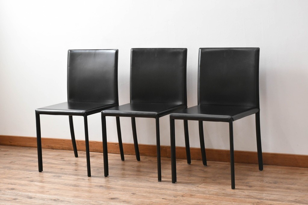 中古　イタリア　calligaris(カリガリス)　本革製ダイニングチェア3脚セット　※座面内部のウレタンに劣化有り　(R-083250)