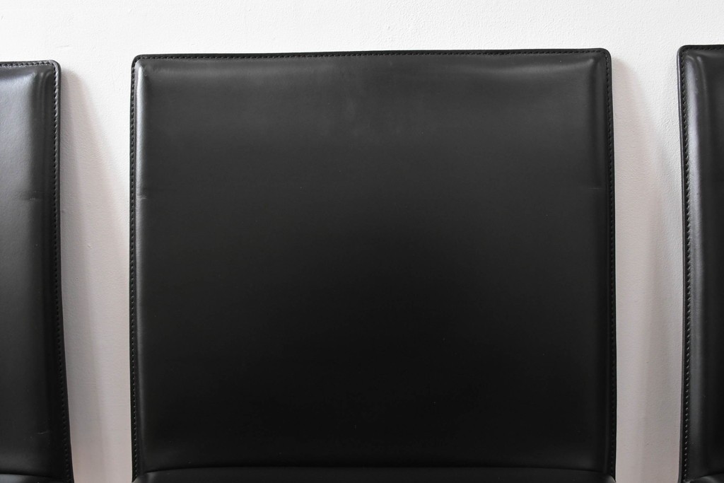 中古　イタリア　calligaris(カリガリス)　本革製ダイニングチェア3脚セット　※座面内部のウレタンに劣化有り　(R-083250)