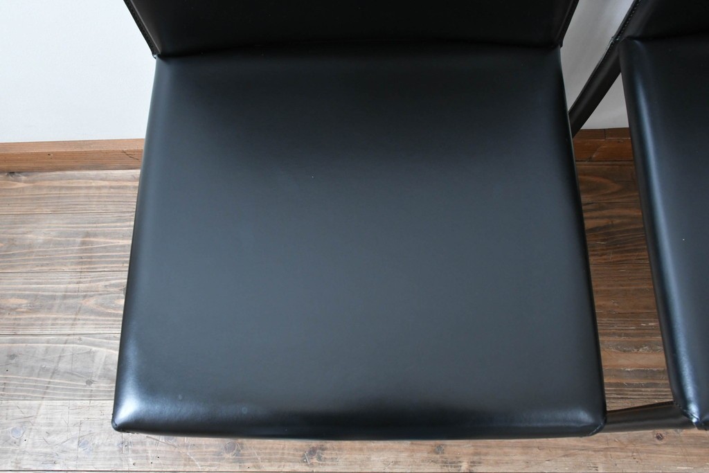 中古　イタリア　calligaris(カリガリス)　本革製ダイニングチェア3脚セット　※座面内部のウレタンに劣化有り　(R-083250)