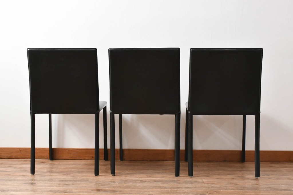中古　イタリア　calligaris(カリガリス)　本革製ダイニングチェア3脚セット　※座面内部のウレタンに劣化有り　(R-083250)
