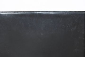 中古　美品　イタリア　calligaris(カリガリス)　本革　洗練されたデザインで高級感と快適さを兼ね備えた上質なダイニングチェア4脚セット(レザー、イス、椅子、ばら売可能)(R-083250)