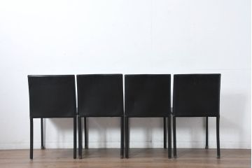 中古　美品　イタリア　calligaris(カリガリス)　本革　洗練されたデザインで高級感と快適さを兼ね備えた上質なダイニングチェア4脚セット(レザー、イス、椅子、ばら売可能)(R-083250)