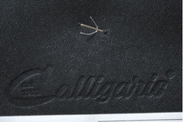 中古　美品　イタリア　calligaris(カリガリス)　本革　洗練されたデザインで高級感と快適さを兼ね備えた上質なダイニングチェア4脚セット(レザー、イス、椅子、ばら売可能)(R-083250)