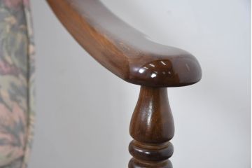中古　カリモク家具(karimoku)　ゆったりと座れるキャスター付きダイニングアームチェア4脚セット(ダイニングチェア、イス、椅子、バラ売り可能)(定価4脚で約32万円)(R-083251)
