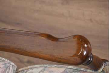 中古　カリモク家具(karimoku)　ゆったりと座れるキャスター付きダイニングアームチェア4脚セット(ダイニングチェア、イス、椅子、バラ売り可能)(定価4脚で約32万円)(R-083251)