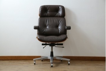スイスビンテージ　高級オフィス家具メーカー Giroflex(ジロフレックス)　名作82Pasal(パサール)　美しいミッドセンチュリーの佇まいが際立つハイバックデスクチェア　定価約40万円　(R-083252)