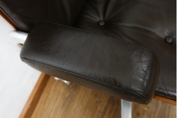 スイスビンテージ　高級オフィス家具メーカー Giroflex(ジロフレックス)　名作82Pasal(パサール)　美しいミッドセンチュリーの佇まいが際立つハイバックデスクチェア　定価約40万円　(R-083252)