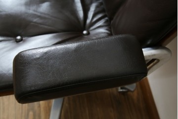 スイスビンテージ　高級オフィス家具メーカー Giroflex(ジロフレックス)　名作82Pasal(パサール)　美しいミッドセンチュリーの佇まいが際立つハイバックデスクチェア　定価約40万円　(R-083252)