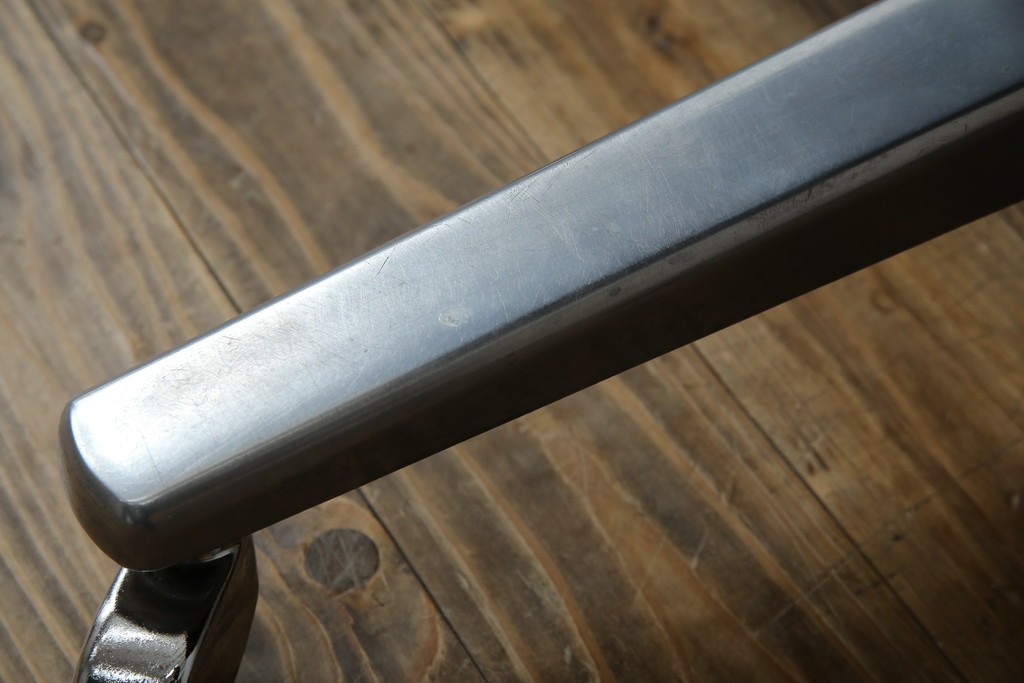 スイスビンテージ　高級オフィス家具メーカー Giroflex(ジロフレックス)　名作82Pasal(パサール)　美しいミッドセンチュリーの佇まいが際立つハイバックデスクチェア　定価約40万円　(R-083252)