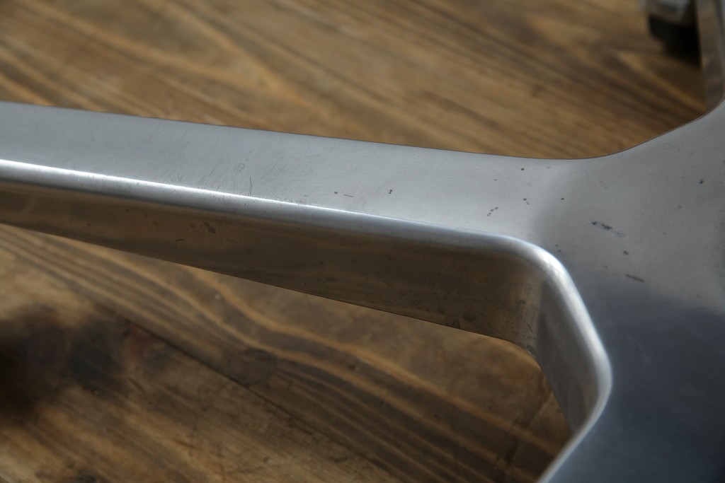 スイスビンテージ　高級オフィス家具メーカー Giroflex(ジロフレックス)　名作82Pasal(パサール)　美しいミッドセンチュリーの佇まいが際立つハイバックデスクチェア　定価約40万円　(R-083252)