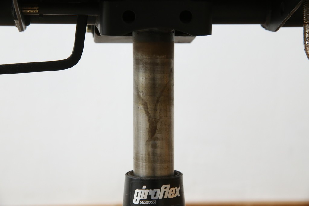 スイスビンテージ　高級オフィス家具メーカー Giroflex(ジロフレックス)　名作82Pasal(パサール)　美しいミッドセンチュリーの佇まいが際立つハイバックデスクチェア　定価約40万円　(R-083252)