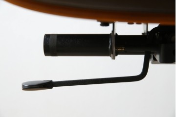 スイスビンテージ　高級オフィス家具メーカー Giroflex(ジロフレックス)　名作82Pasal(パサール)　美しいミッドセンチュリーの佇まいが際立つハイバックデスクチェア　定価約40万円　(R-083252)