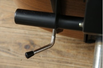 スイスビンテージ　高級オフィス家具メーカー Giroflex(ジロフレックス)　名作82Pasal(パサール)　美しいミッドセンチュリーの佇まいが際立つハイバックデスクチェア　定価約40万円　(R-083252)